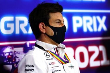 Toto Wolff met en garde contre le rythme de Red Bull mais admet que Mercedes ne veut pas encore « passer le relais »