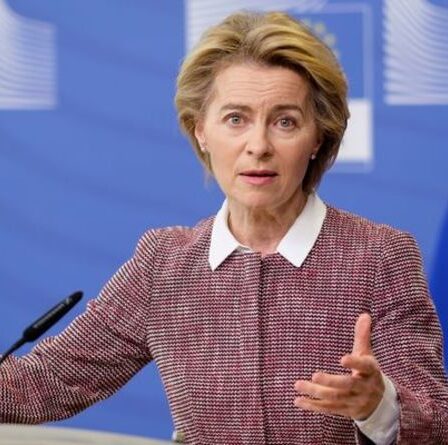 Un pair abasourdi par l'ingérence de l'UE – essayant de faire des lois sur les saucisses, les chiens-guides et les médicaments au Royaume-Uni