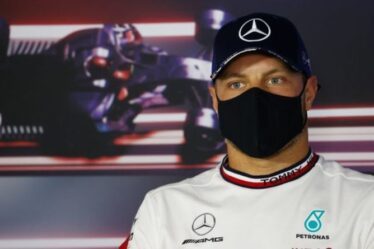 Valtteri Bottas à Red Bull avec George Russell attendant l'annonce de Mercedes