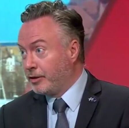 « Vous avez raté votre cible ! »  Jo Coburn claque le SNP après qu'un demi-million d'Écossais n'ait pas encore reçu de coup de Covid