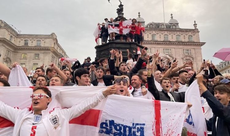 Voyage à Rome: les fans anglais qui espèrent voir les quarts de finale de l'Euro 2020 pourraient être condamnés à 2,5 000 £ d'amende