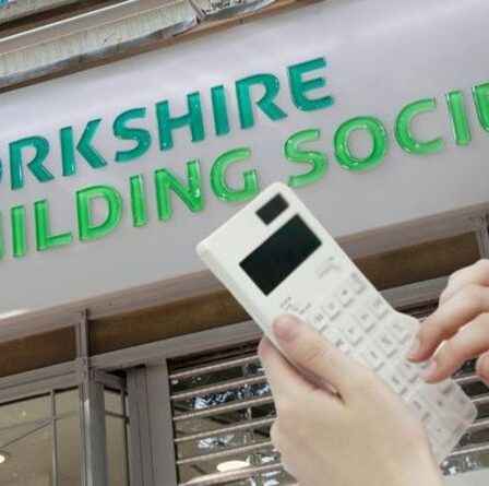 Yorkshire Building Society Taux d'intérêt de 3,5% retiré en choc pour les épargnants - où ensuite?