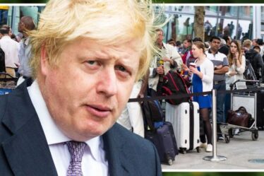 Fini la folie des voyages !  Boris exhorté à supprimer la liste orange: "Les familles sont totalement confuses"