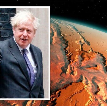 Le Royaume-Uni «premier en ligne» à posséder la terre de Mars alors que le principal avocat de l'espace «valide» une réclamation de 12 ans