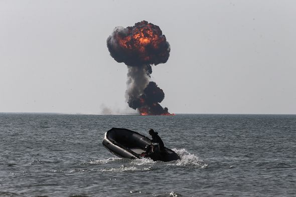 L'Iran organise des exercices militaires d'explosifs dans le golfe d'Oman