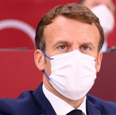 Emmanuel Macron dans un nouvel enfer de Covid alors que les médecins français admettent qu'une QUATRIÈME vague frappe les hôpitaux