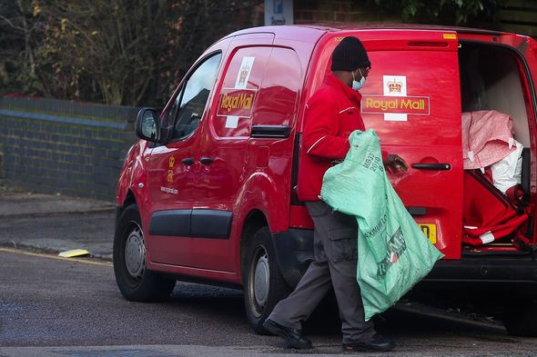 La fureur de Royal Mail alors que les colis manquants sont vendus aux enchères