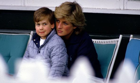 William : Jeune avec sa mère Diana