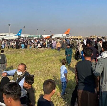 Boris Johnson envoie 200 Paras supplémentaires en Afghanistan pour sauver les Britanniques fuyant les forces talibanes