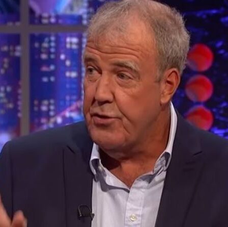 Le coup amer de Jeremy Clarkson à la BBC sur la programmation télévisée: "Forcé de payer!"