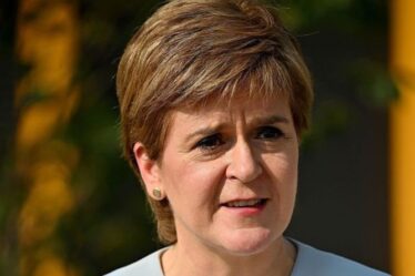 Nicola Sturgeon et le SNP fustigés pour avoir « trahi » les Écossais avec un programme mesquin de « politique étudiante »