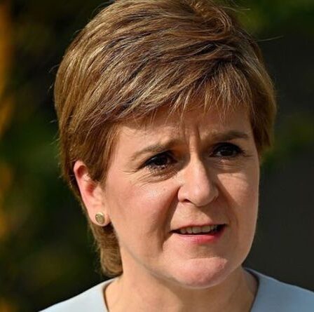 Nicola Sturgeon et le SNP fustigés pour avoir « trahi » les Écossais avec un programme mesquin de « politique étudiante »