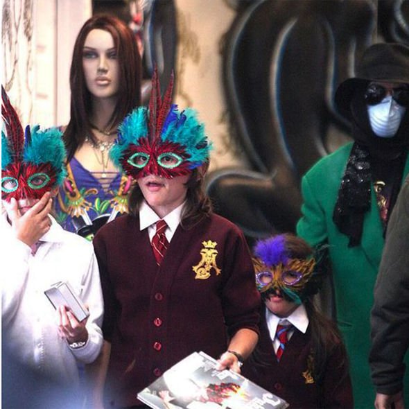 Les enfants de Michael Jackson portaient généralement des masques en public