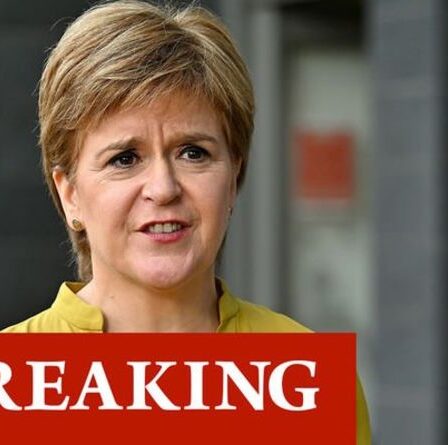 Alerte à l'esturgeon COVID: le premier ministre contraint de s'auto-isoler en attendant la peur du coronavirus