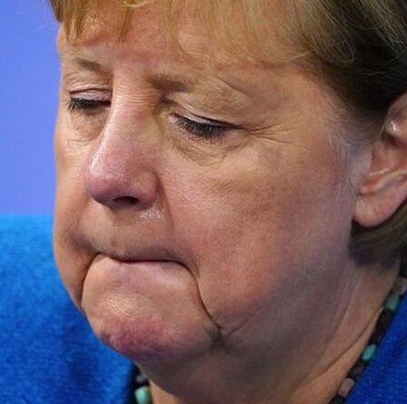 Angela Merkel honteuse après que l'Allemagne ait évacué des canettes de bière devant les gens en Afghanistan