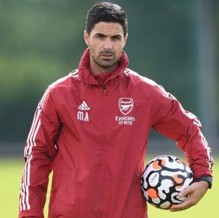 Arsenal a six joueurs à vendre alors qu'Edu se concentre sur le changement une fois le double accord de 64 millions de livres sterling conclu