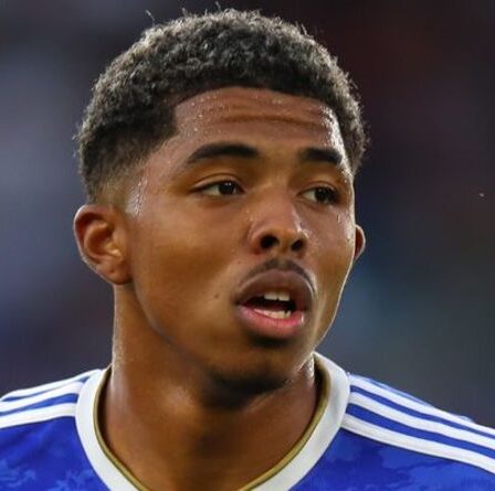 Blessure de Wesley Fofana: la star de Leicester souffre d'une jambe cassée après un tacle d'horreur