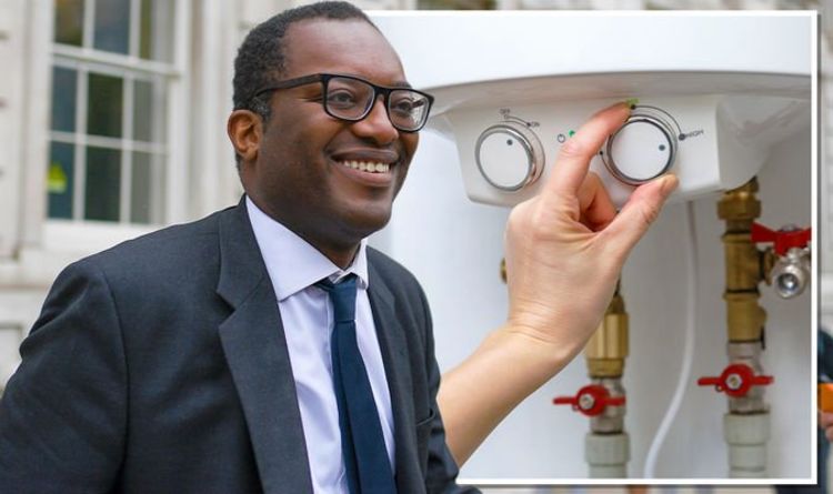 Boris Johnson a porté un coup alors que Kwasi Kwarteng admet que les pompes à chaleur sont "pires" que les chaudières à gaz