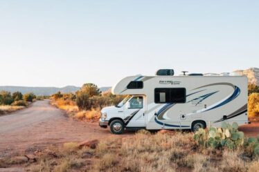 Camping et caravane : un expert partage les indispensables à emporter pour votre voyage sur la route - « ils sont la clé »