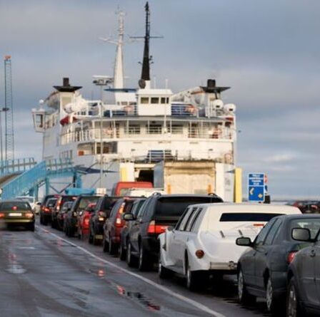 "Cela devait arriver": les caravanes et les camping-cars seront interdits des files d'attente des ferries écossais