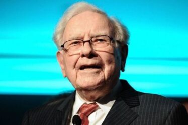Comment Warren Buffet investirait 7 000 £: Conseils pour gagner de l'argent en investissant