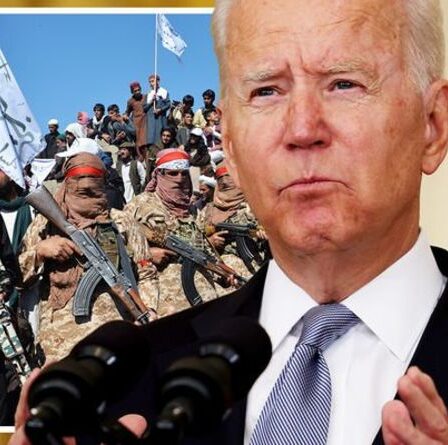 Débat sur l'Afghanistan EN DIRECT: les Communes rappelées pour un affrontement d'urgence AUJOURD'HUI - Les députés font rage à Biden