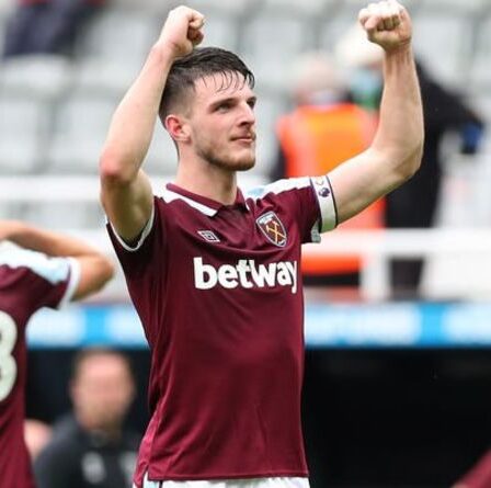 Declan Rice a envoyé un message de transfert clair à Chelsea et Manchester United lors de la victoire de West Ham