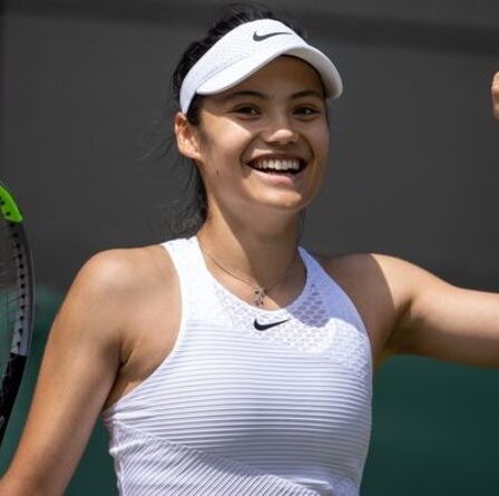 Emma Raducanu poursuit son ascension fulgurante malgré son absence du titre WTA à Chicago