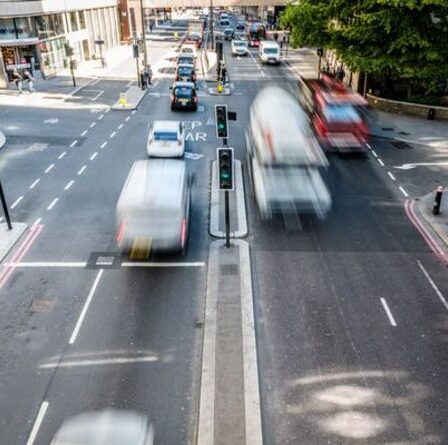 "Faire la guerre aux conducteurs" Les propriétaires de voitures paieront plus alors que Sadiq Khan prévoit d'augmenter les amendes