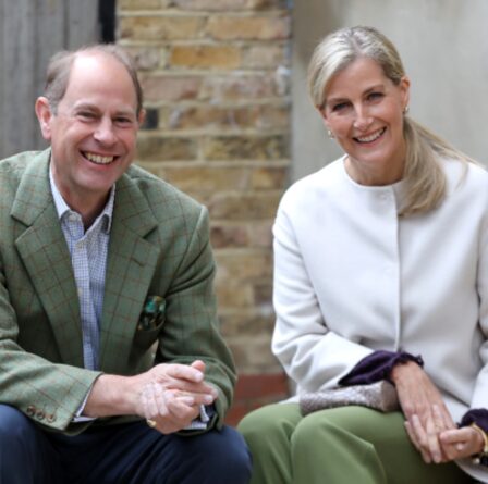 "Favori" Sophie Wessex et Edward "restent un peu plus longtemps" avec Queen en vacances