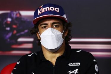 Fernando Alonso soutient Lewis Hamilton après l'accident de Max Verstappen à Silverstone