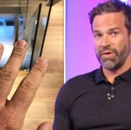 Gethin Jones réplique aux affirmations selon lesquelles il aurait induit les fans en erreur avec une fausse photo de mariage « exprès »