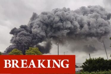 Incendie à Leamington Spa: un énorme incendie ravage la ville alors que des «explosions» déclenchent la panique