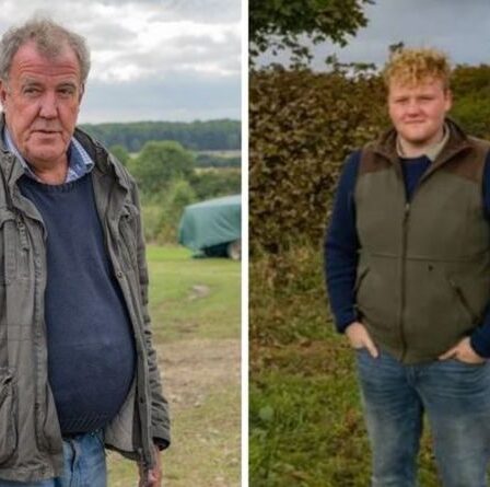 Jeremy Clarkson admet que Kaleb a dû passer des nuits loin du nouveau-né pour réparer les dommages causés à la ferme