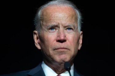 Joe Biden a mis en garde contre l'accord nucléaire au milieu des craintes d'une "guerre coûteuse" avec l'Iran