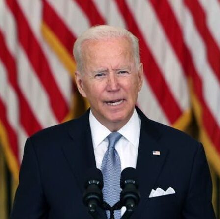 Joe Biden au bord du gouffre alors que les républicains ont promis de renverser le président: "Nous allons le destituer"