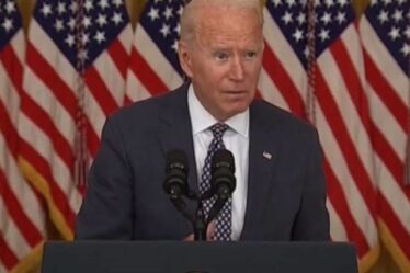 « Joe Biden ne va pas bien ! »  Le président fustigé pour la "pire performance de tous les temps" lors d'un briefing afghan