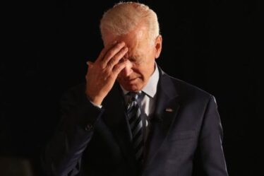 "Just gaga" Joe Biden condamné par les députés conservateurs au milieu de la débâcle afghane - "N'a pas de prise"