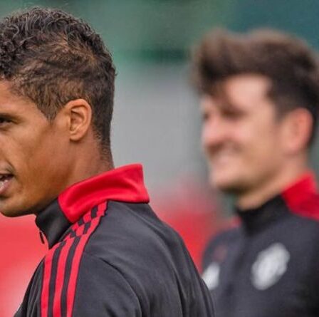 La décision de transfert surprenante de Man Utd alors que Raphael Varane se prépare pour ses débuts à Southampton