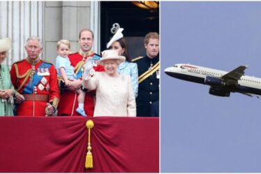 La famille royale se faufile sur des vols commerciaux: la compagnie aérienne de référence de The Queen, Kate & William