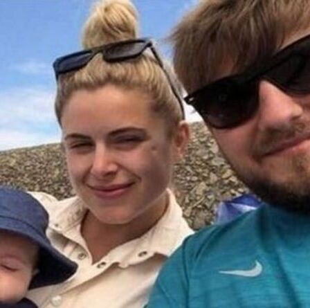 La maman d'un "héros", 24 ans, perd une jambe après avoir mis son bébé en sécurité dans le parking d'Aldi