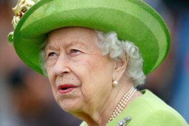 La reine "ne s'entend pas très bien" à Balmoral après une année mouvementée pour la famille royale