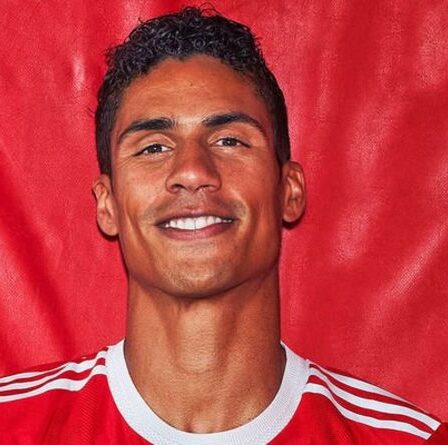 La star de Man Utd, Raphael Varane, explique les discussions privées d'Ole Gunnar Solskjaer – "Très important"