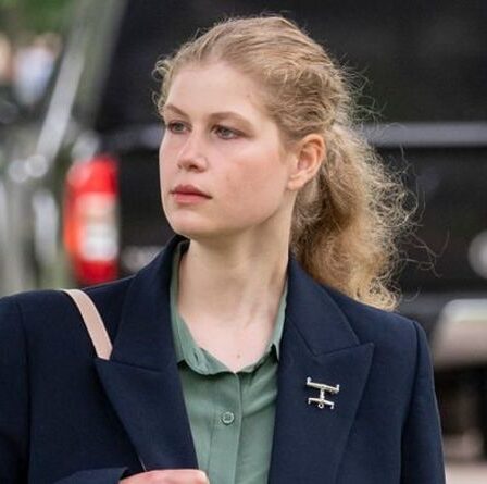 Lady Louise à la rescousse !  La plus jeune petite-fille de la reine intervient pour aider Kate & William