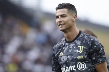 L'agent de Cristiano Ronaldo "a atterri à Paris" après la réunion de transfert de Man City