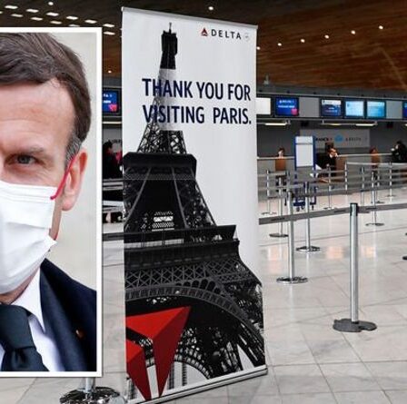 Le chaos des vacances en France EN DIRECT: les Britanniques sans paperasse risquent d'être interdits dans les cafés et les bars