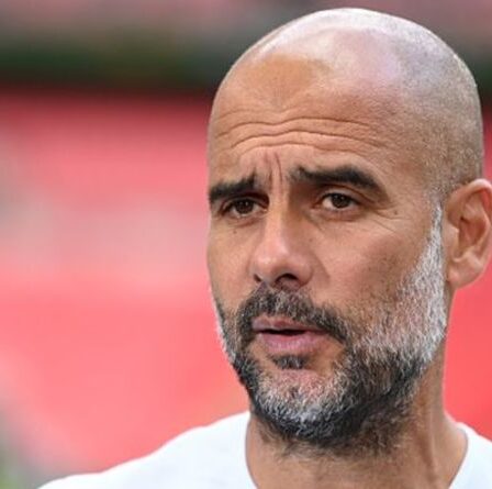 Le patron de Man City, Pep Guardiola, vise les propriétaires de Liverpool FSG