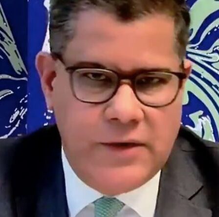 Le patron de la Cop26, Sharma, suscite la fureur alors qu'il admet posséder une voiture diesel "Faites ce que je dis, pas ce que je fais"