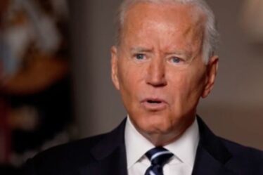 Le président Biden dit que le "chaos" est inévitable au milieu des discussions sur le retrait américain d'Afghanistan