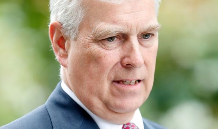 Le prince Andrew manquera la tradition d'anniversaire alors que le royal fait face à la vie en marge